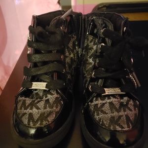 Michael Kors toddler girls